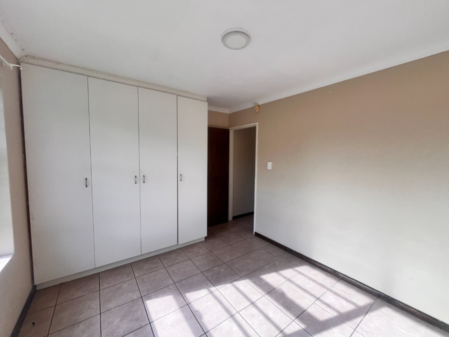 To Let 2 Bedroom Property for Rent in Aston Bay Eastern Cape